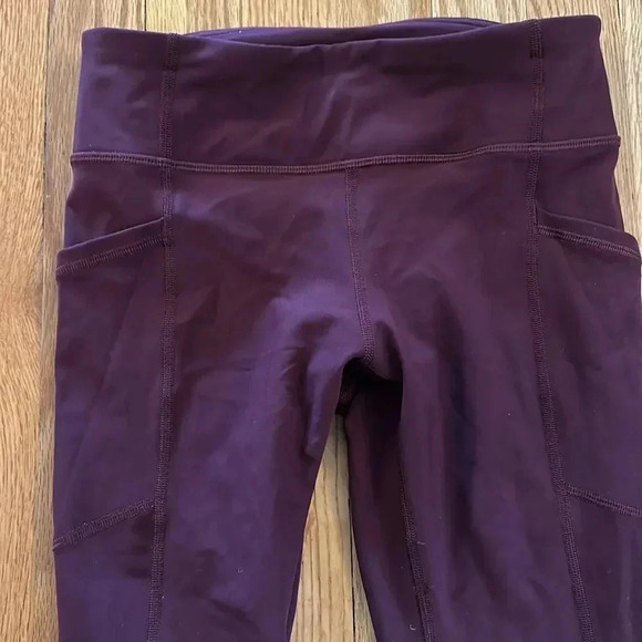 Lululemon sz 4 Tight Stuff Tight II (25") Dark Adobe great like new condition - Picture 6 of 13